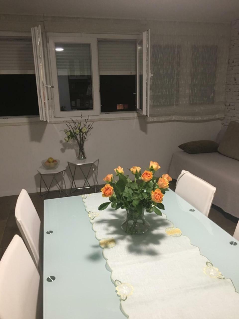 Narnia Apartment Split Luaran gambar