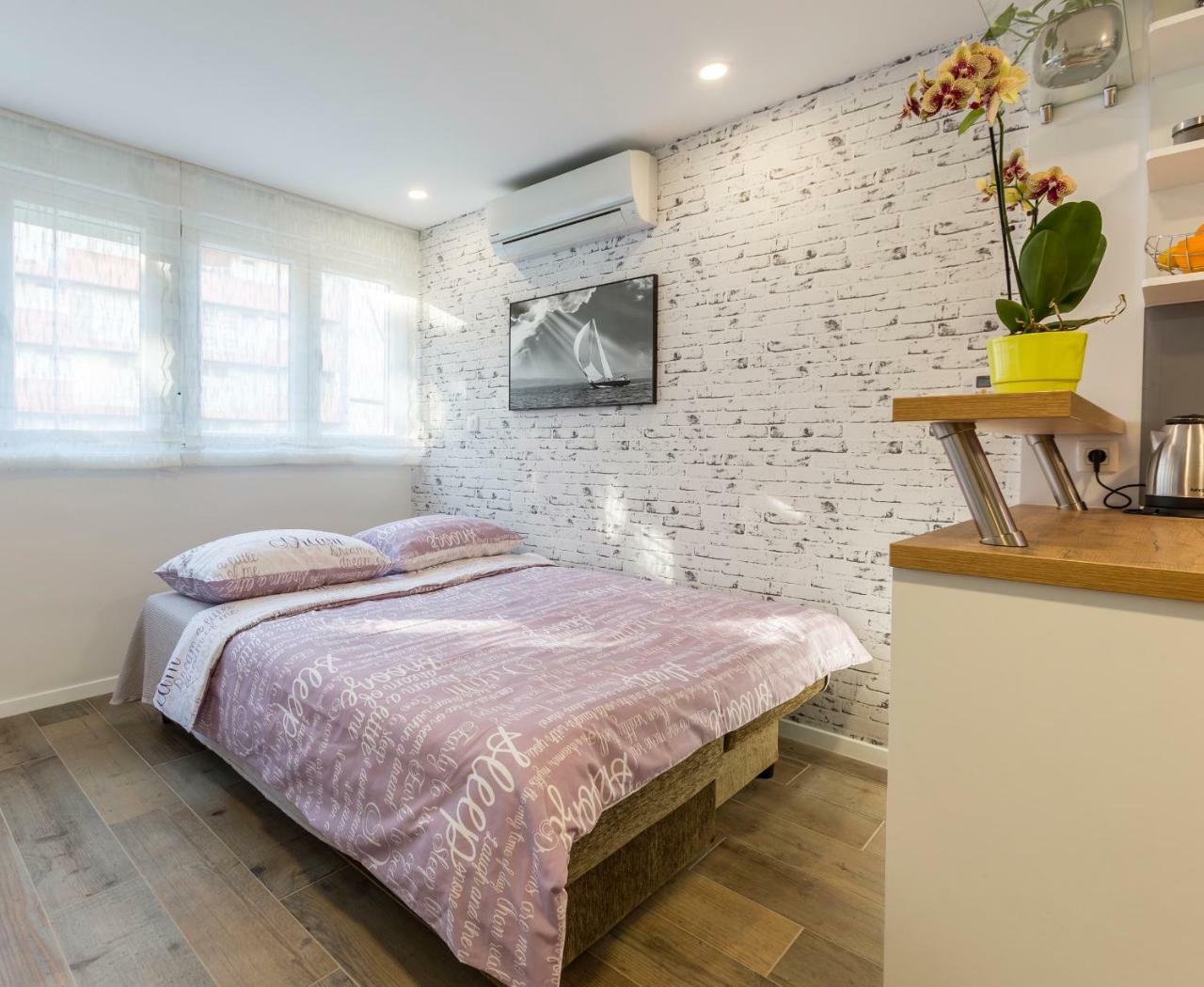 Narnia Apartment Split Luaran gambar