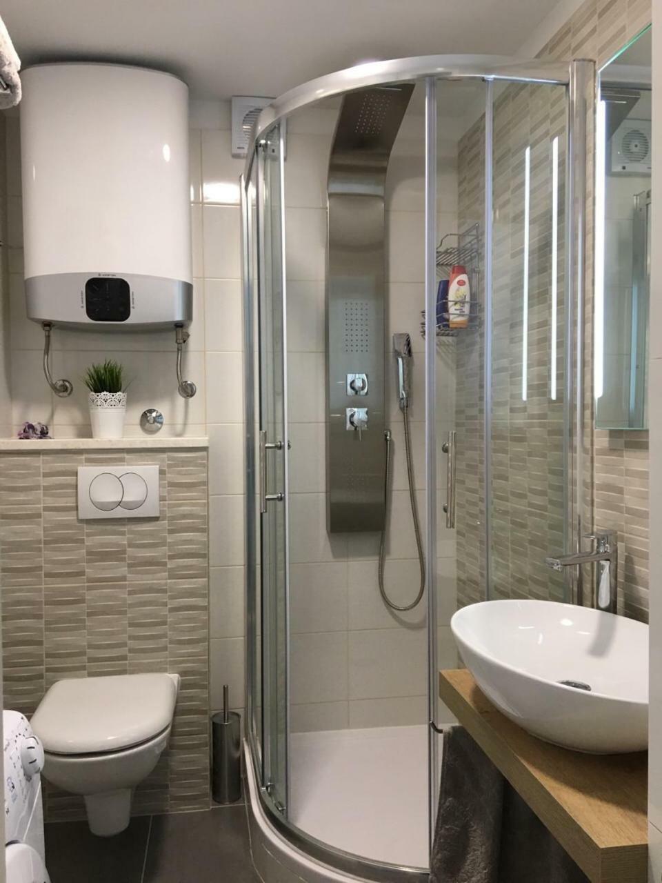 Narnia Apartment Split Luaran gambar