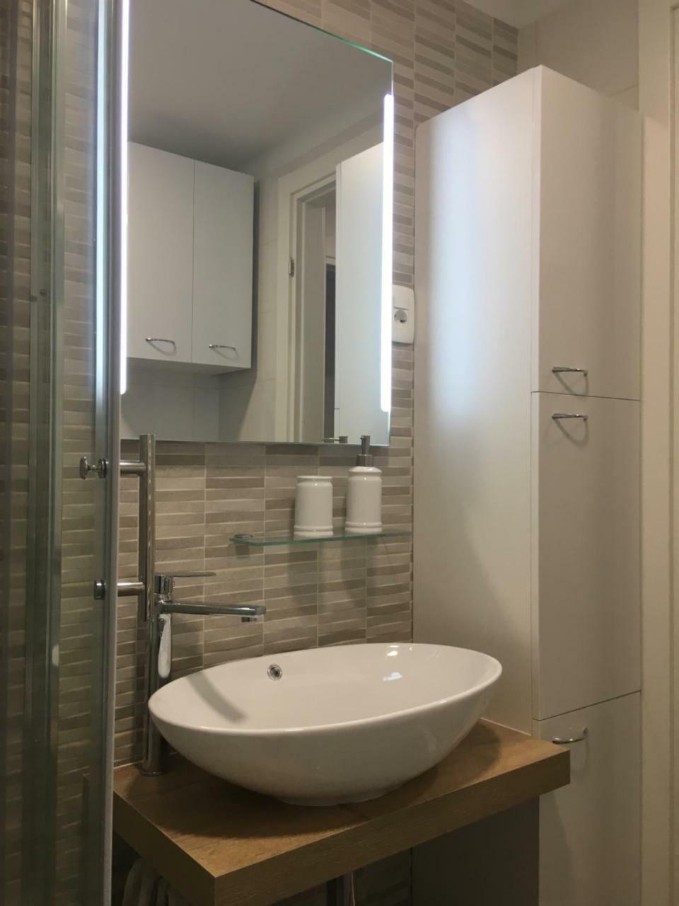 Narnia Apartment Split Luaran gambar